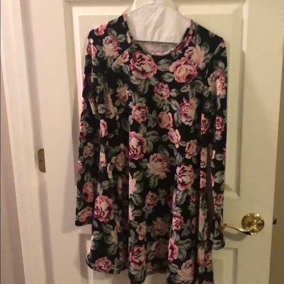 Longsleeve dress - Picture 1 of 3